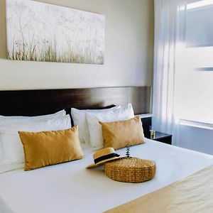 Standard Zimmer mit Kingsize-Bett